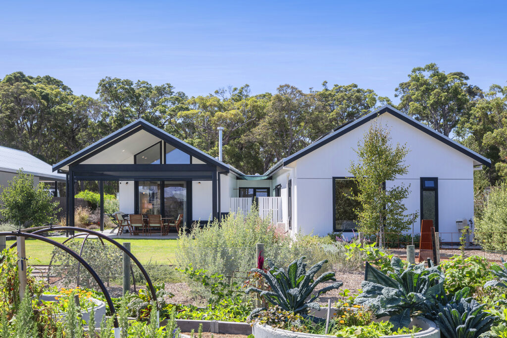 1. large54 Kulbardi Way 3 1